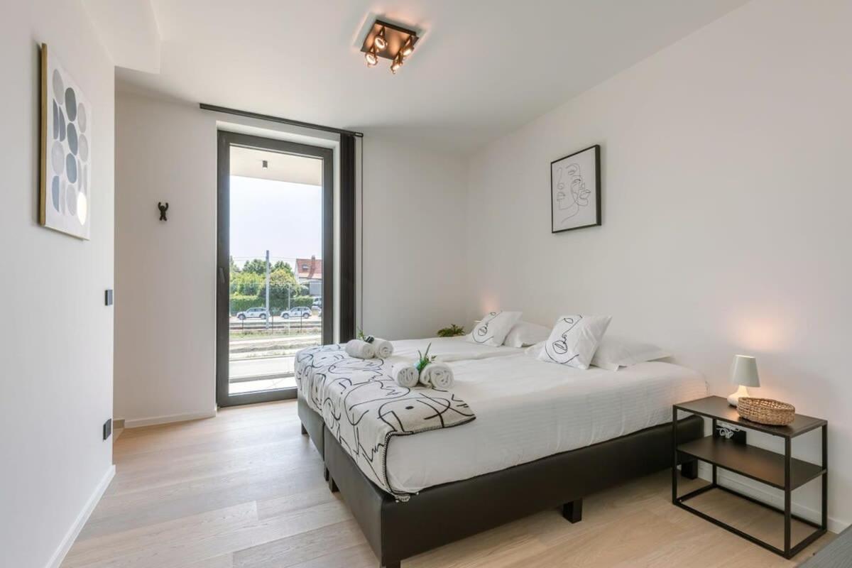 New, Luxurious And Modern Apartment With Private Parking Koksijde Kültér fotó