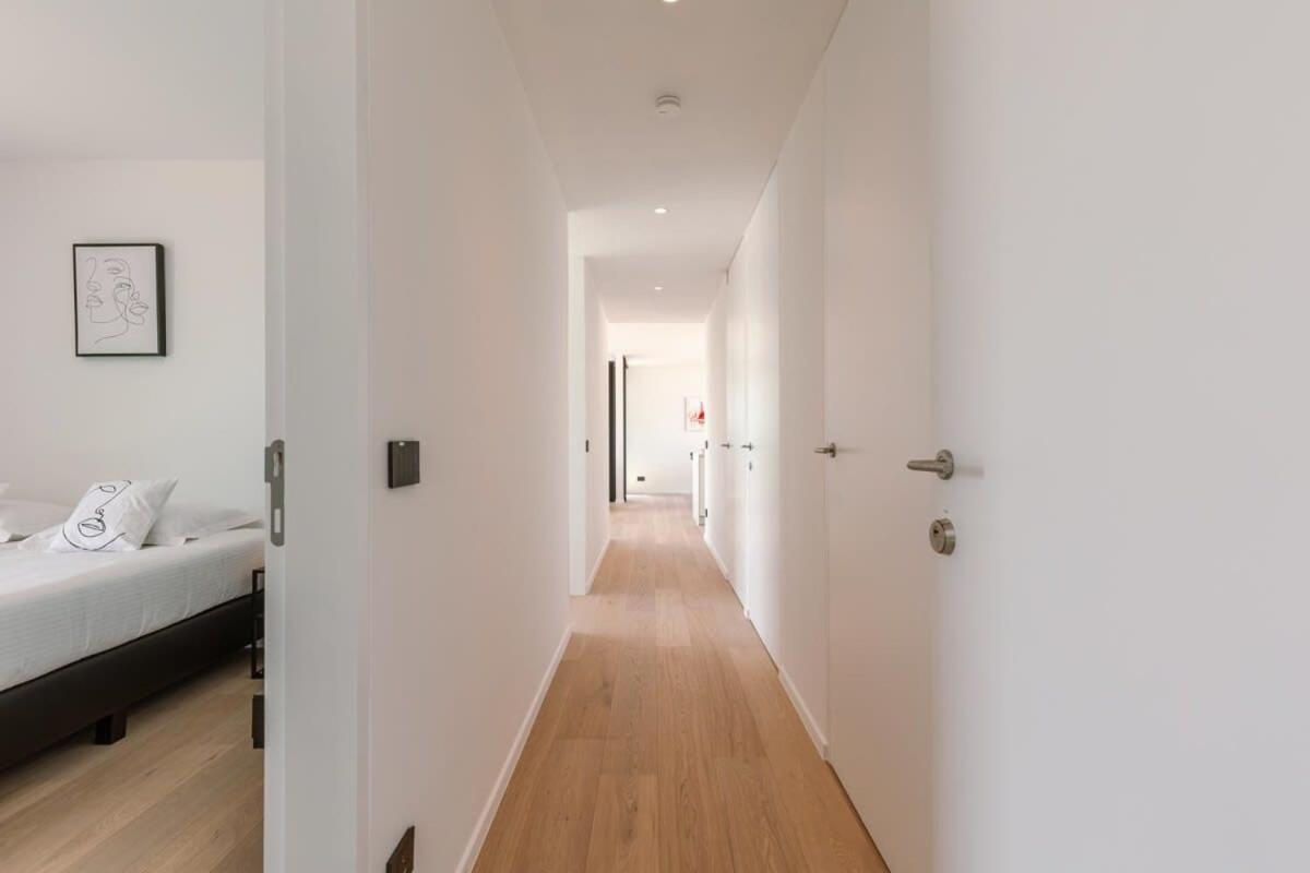 New, Luxurious And Modern Apartment With Private Parking Koksijde Kültér fotó