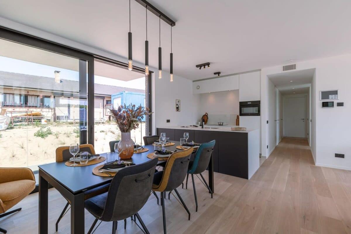 New, Luxurious And Modern Apartment With Private Parking Koksijde Kültér fotó